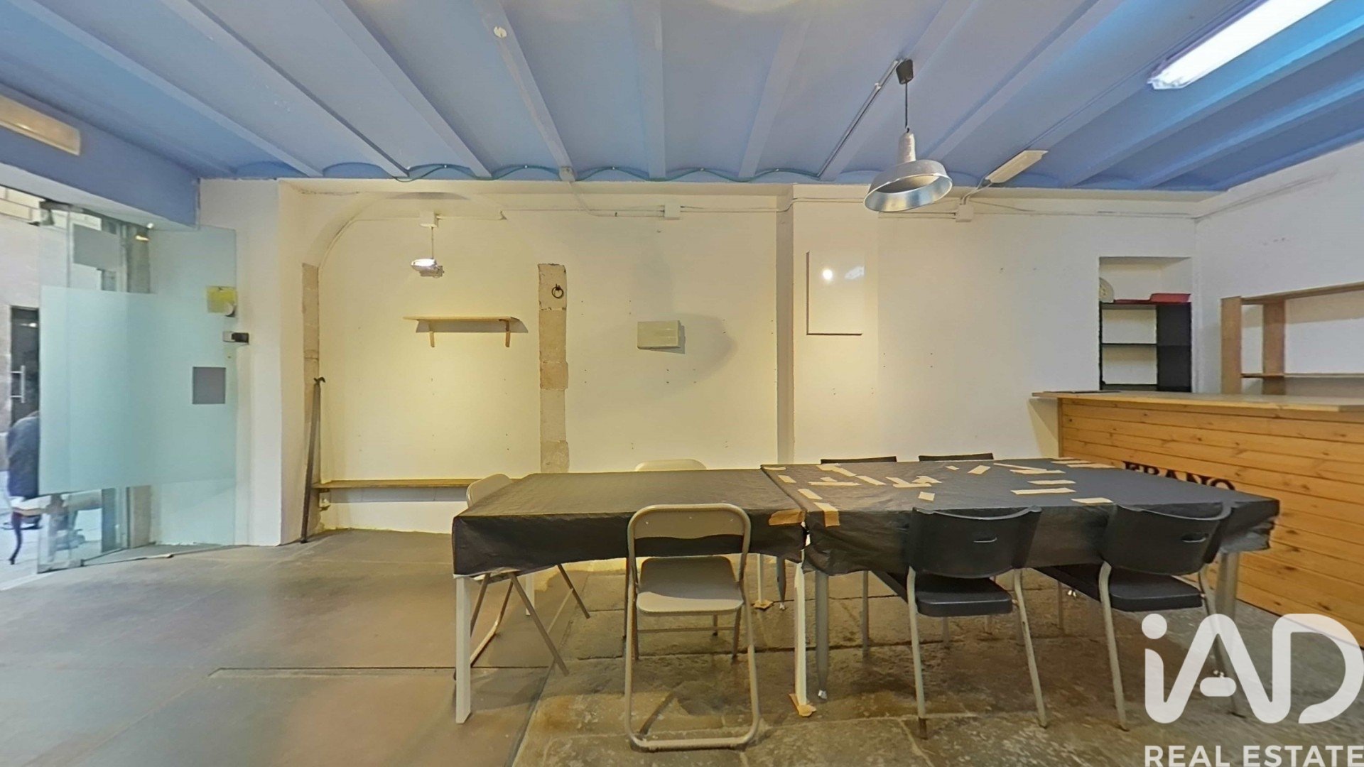 Commercial property à Barcelona, Espagne 83 m2 No. 172666