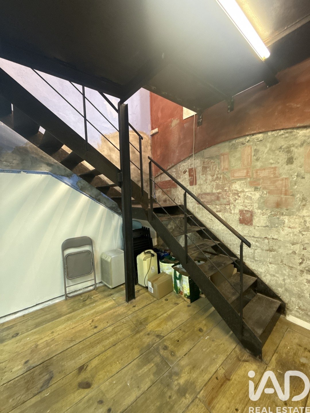 Commercial property à Barcelona, Espagne 83 m2 No. 172666