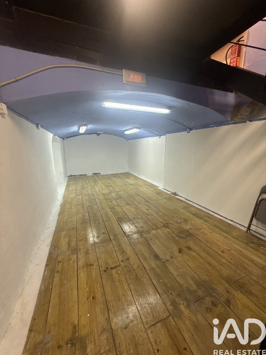 Commercial property à Barcelona, Espagne 83 m2 No. 172666