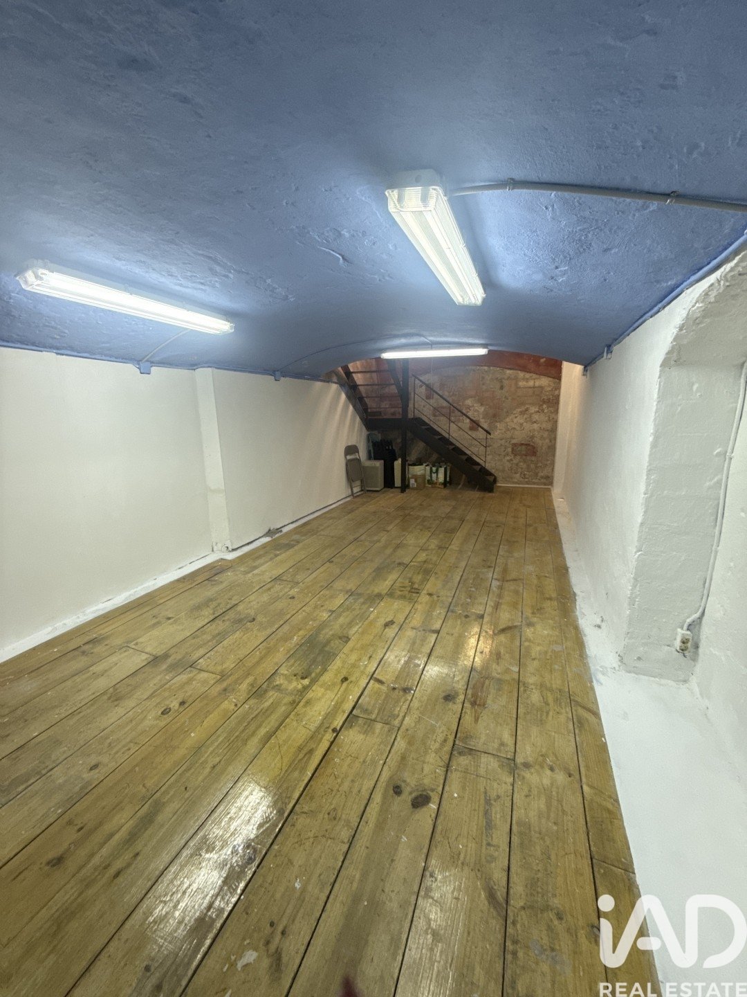 Commercial property à Barcelona, Espagne 83 m2 No. 172666