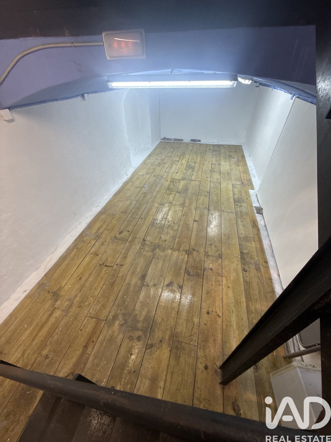 Commercial property à Barcelona, Espagne 83 m2 No. 172666