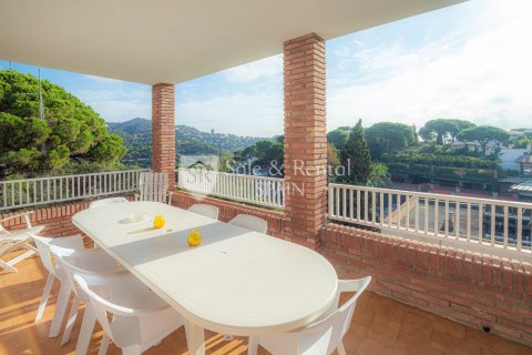 Māja Lloret de Mar, Girona, Spānijā 7 istabas, 260 m2 Nr. 166439