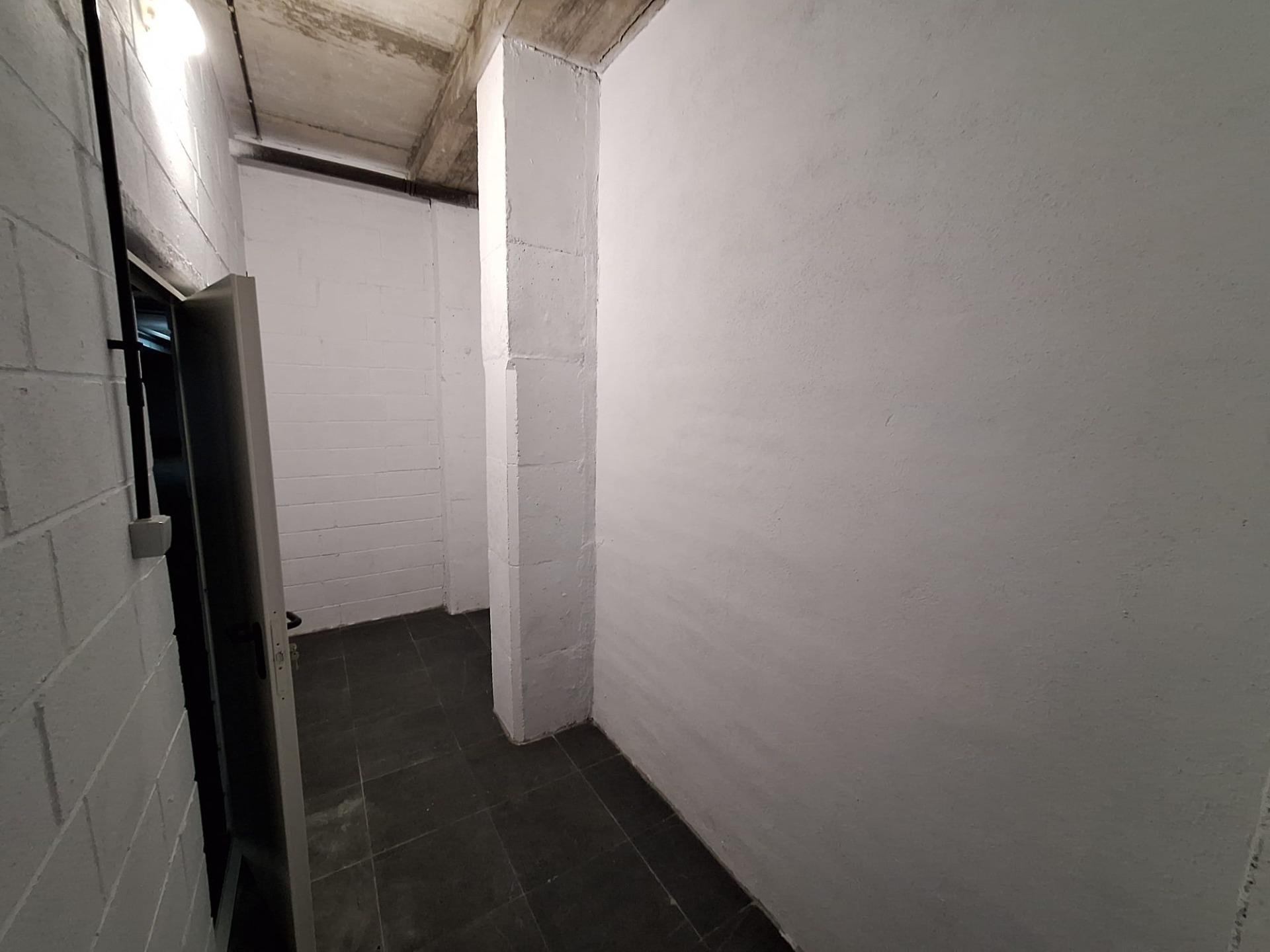 Depósito en San Miguel de Salinas, Alicante, España 10 m2 No. 182812