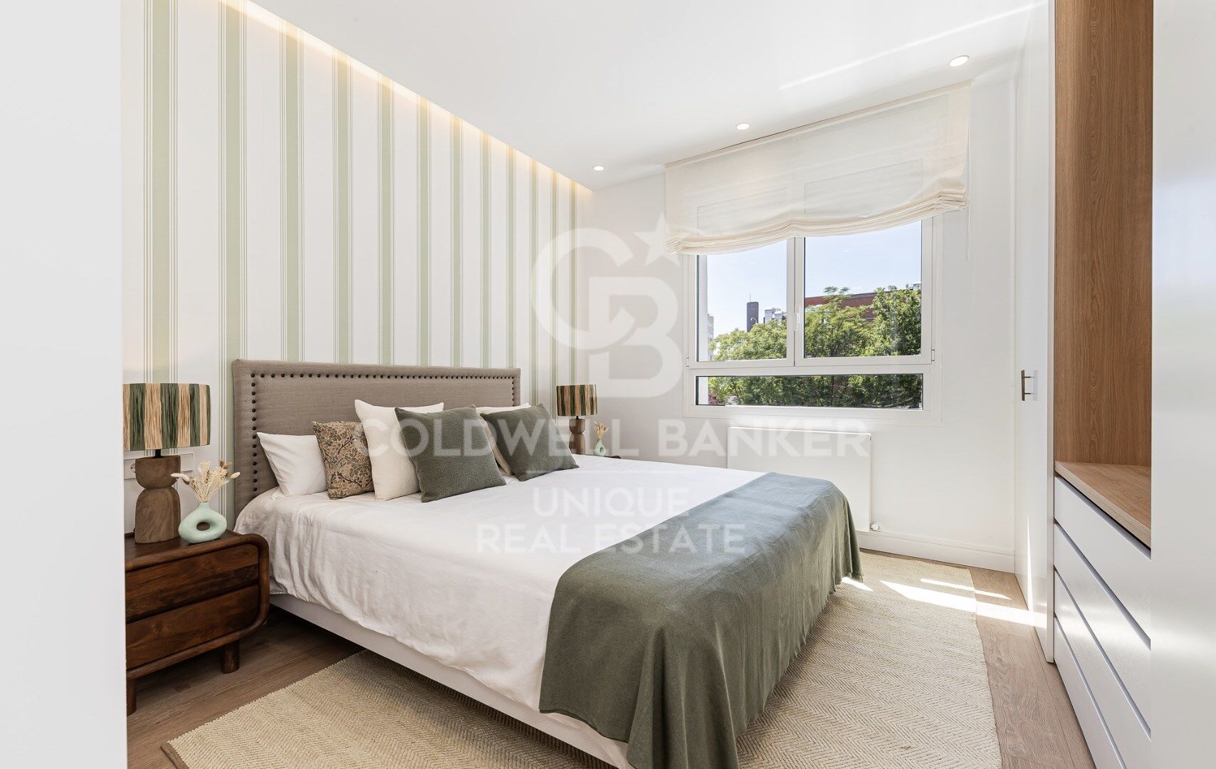 Apartment à Madrid, Espagne 4 chambres, 160 m2 No. 178556