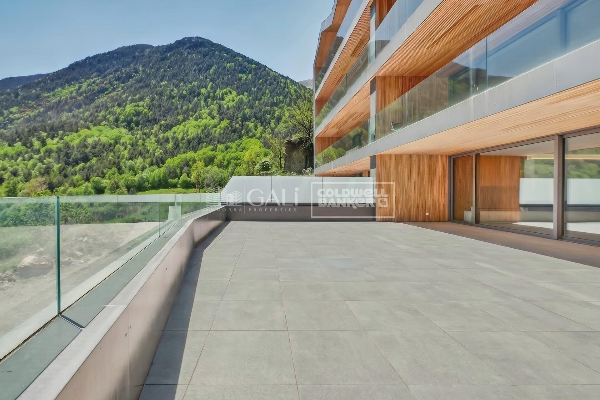 Apartamento en Principado De Andorra (Ninguna Poblacion Tiene C.P.), Lérida, España 4 dormitorios, 212 m2 No. 178551