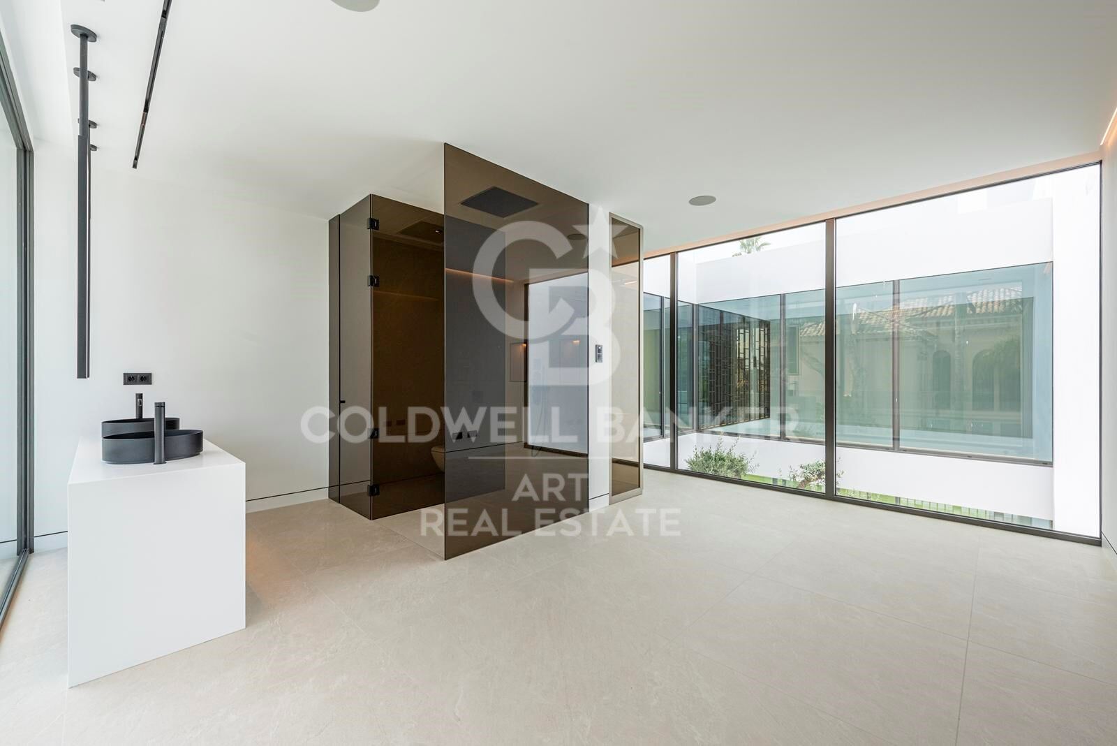 Villa a Marbella, Malaga, Spagna 4 camere da letto, 612 mq. N° 158191