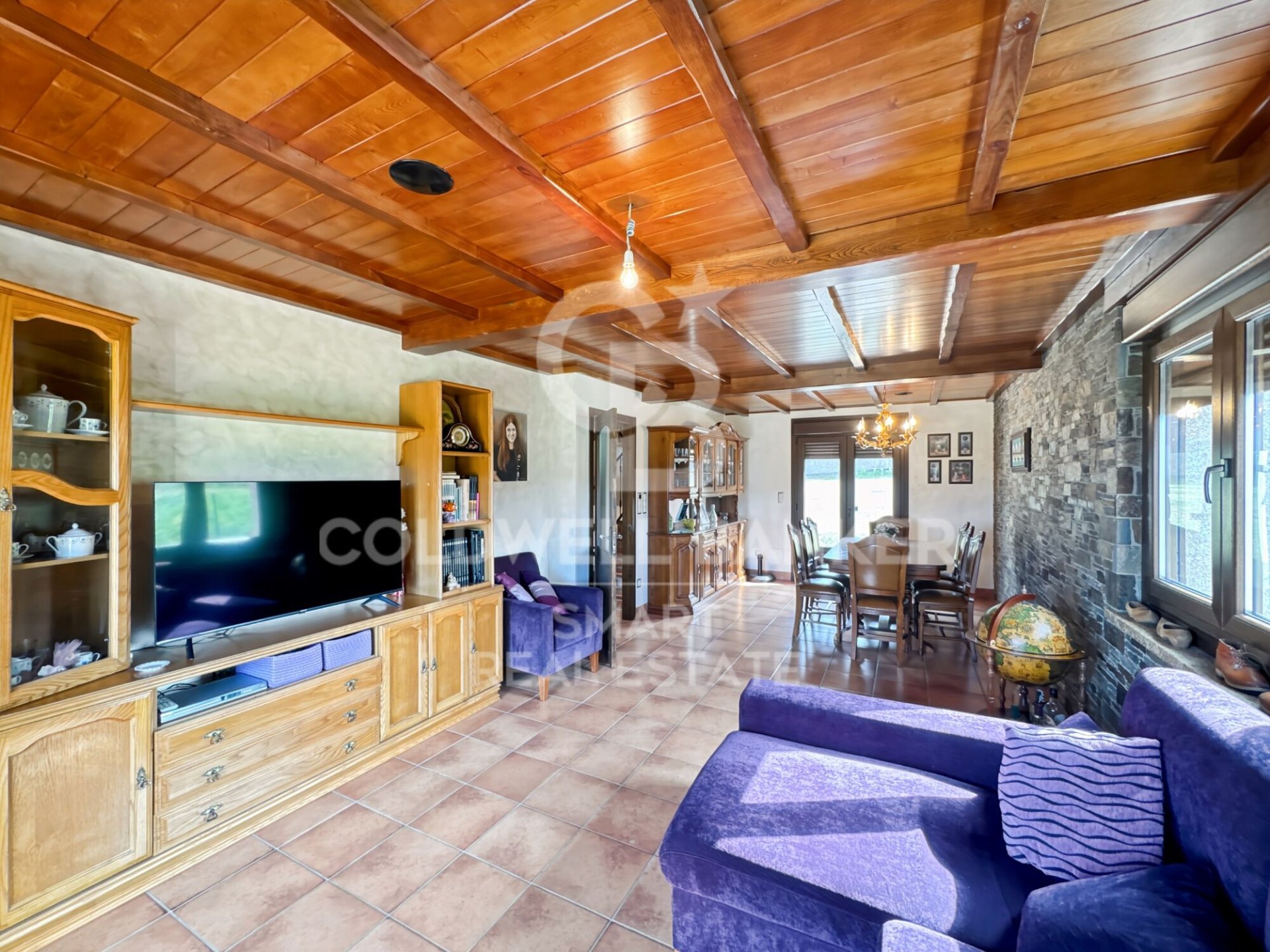 Kolmio Vilarmaior, A Coruna, Espanja 5 makuuhuonetta, 242 m2 No. 158189