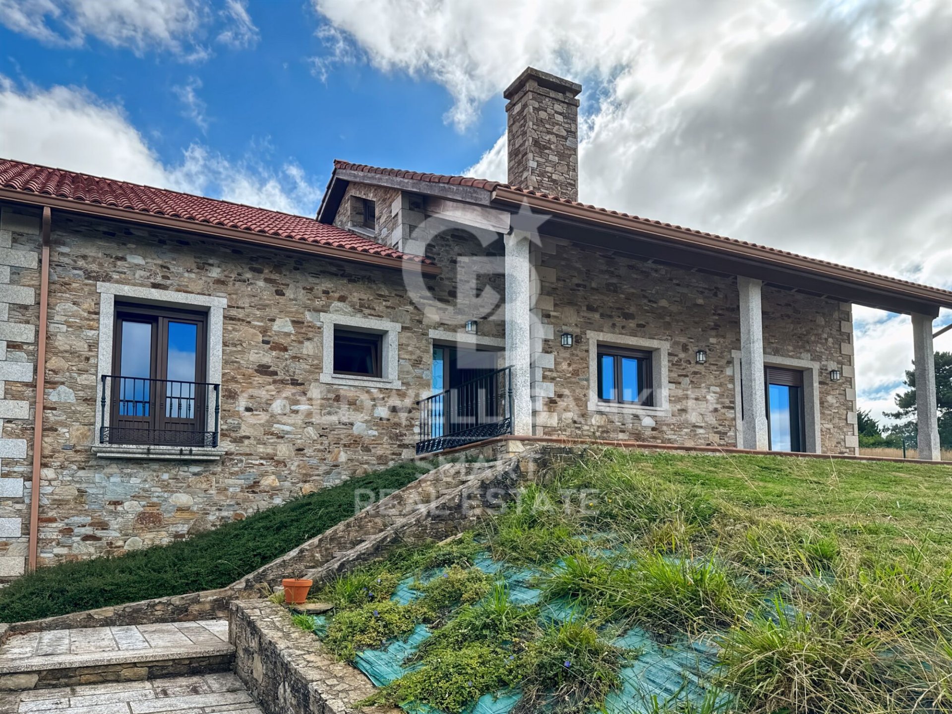 Kolmio Vilarmaior, A Coruna, Espanja 5 makuuhuonetta, 242 m2 No. 158189