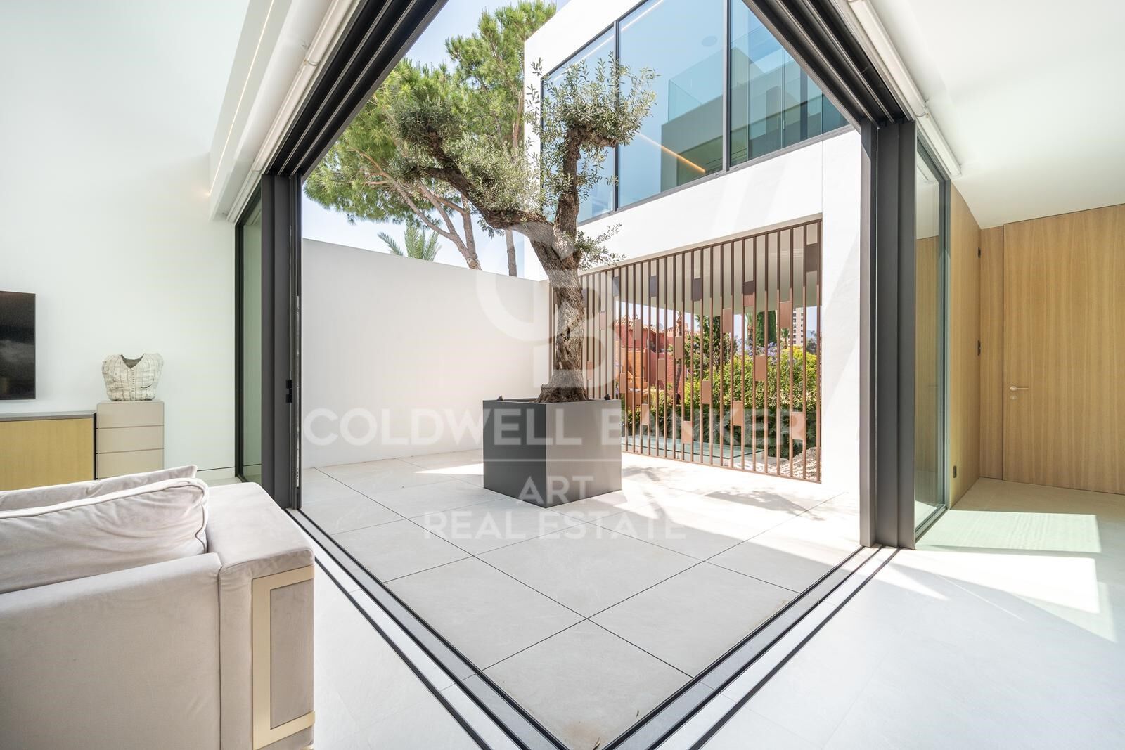 Villa Marbella, Malaga, Spānijā 4 istabas, 606 m2 Nr. 158192