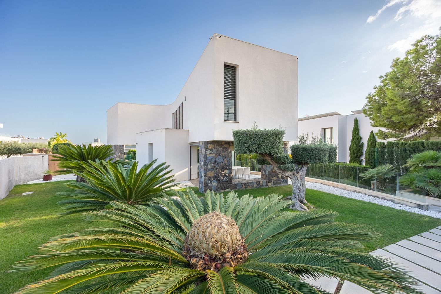 Villa i Finestrat, Alicante, Spanien 3 sovrum, 386 kvm. Nr. 165620