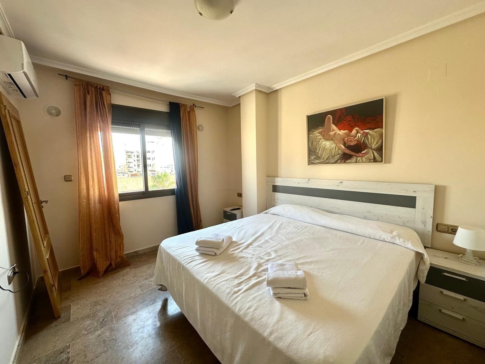 Квартира в Торревьеха, Аликанте, Испания 4 спальни, 130м2 №165621