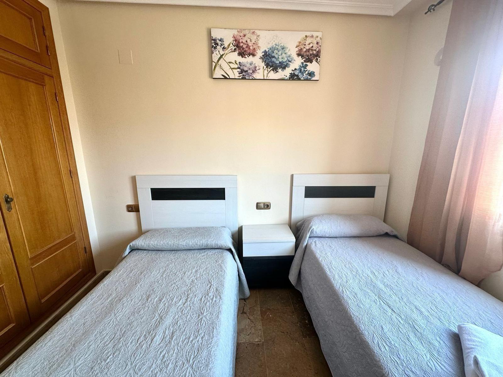 Квартира в Торревьеха, Аликанте, Испания 4 спальни, 130м2 №165621