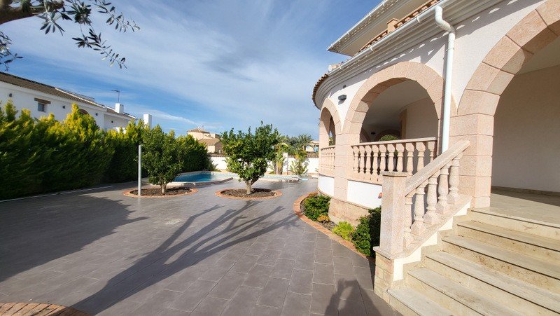 Villa Ciudad Quesada, Alicante, Spānijā 4 istabas, 420 m2 Nr. 194742