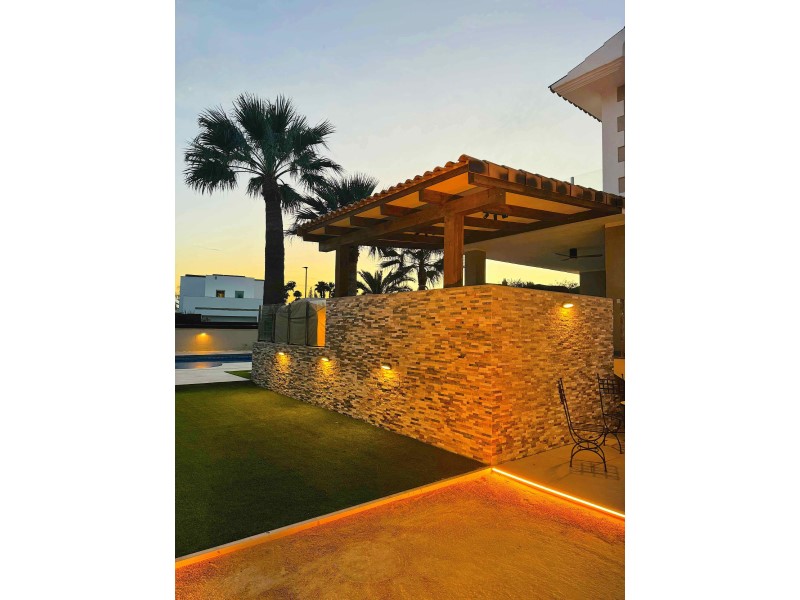 Villa i L'Alfàs del Pi, Alicante, Spanien 4 sovrum, 350 kvm. Nr. 119730