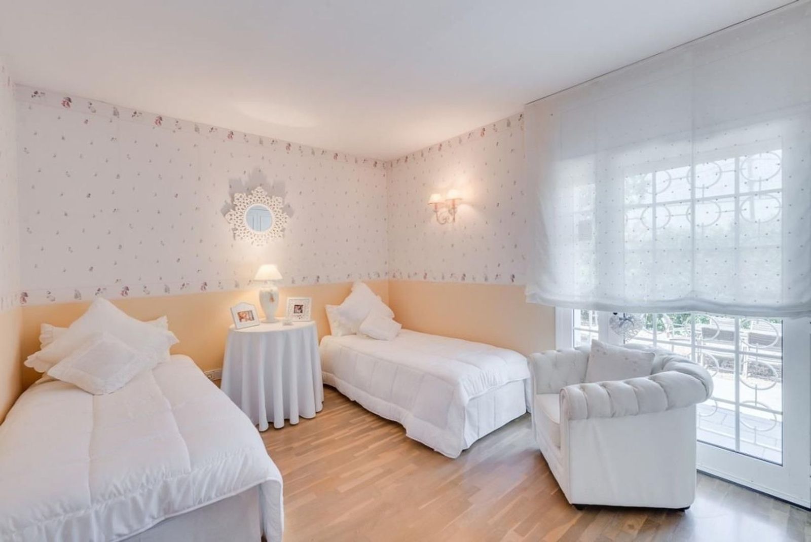 House à Sant Cugat Del Valles, Barcelona, Espagne 6 chambres, 650 m2 No. 166250
