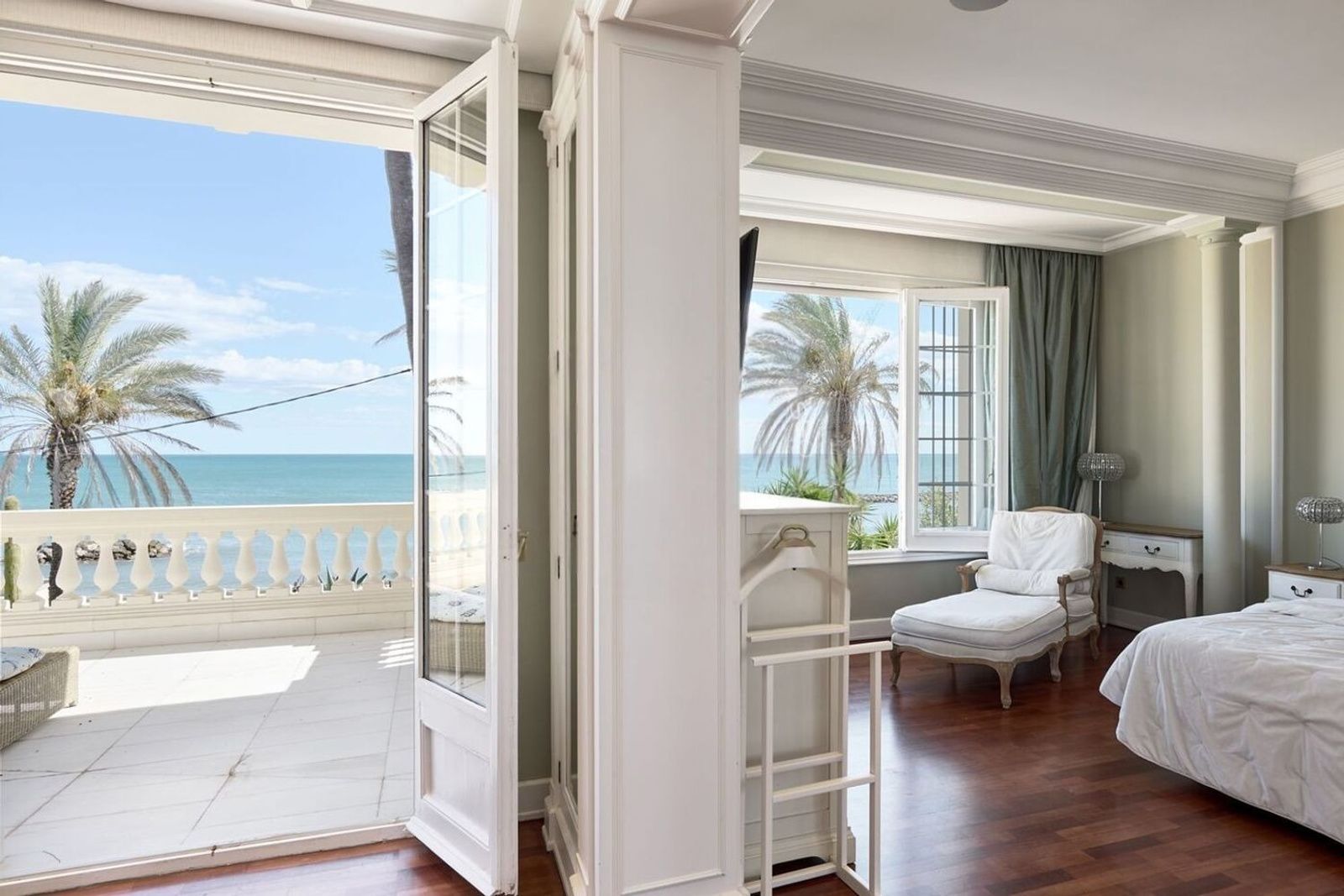 House in Sitges, Barcelona, Spanien 6 Schlafzimmer, 768 m2 Nr. 166254
