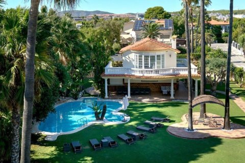 Talo Sitges, Barcelona, Espanja 6 makuuhuonetta, 768 m2 No. 166254