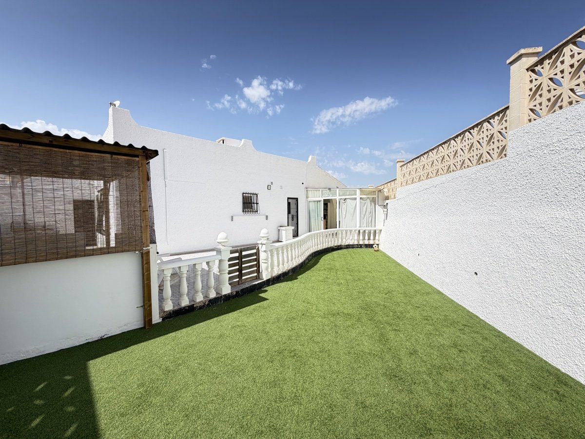 Bungalow in Villamartin, Alicante, Spanien 2 Schlafzimmer, 70 m2 Nr. 189146