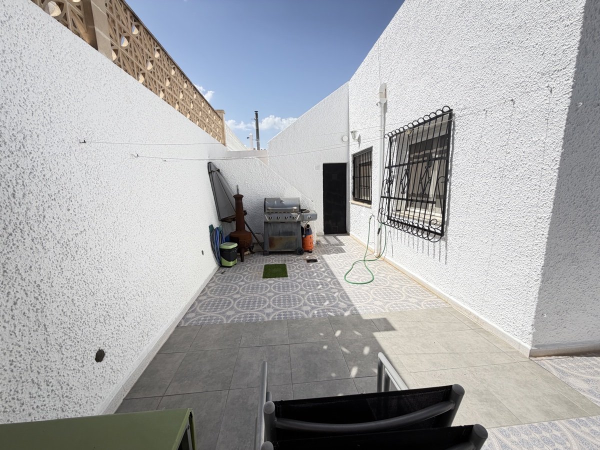 Bungalow in Villamartin, Alicante, Spanien 2 Schlafzimmer, 70 m2 Nr. 189146
