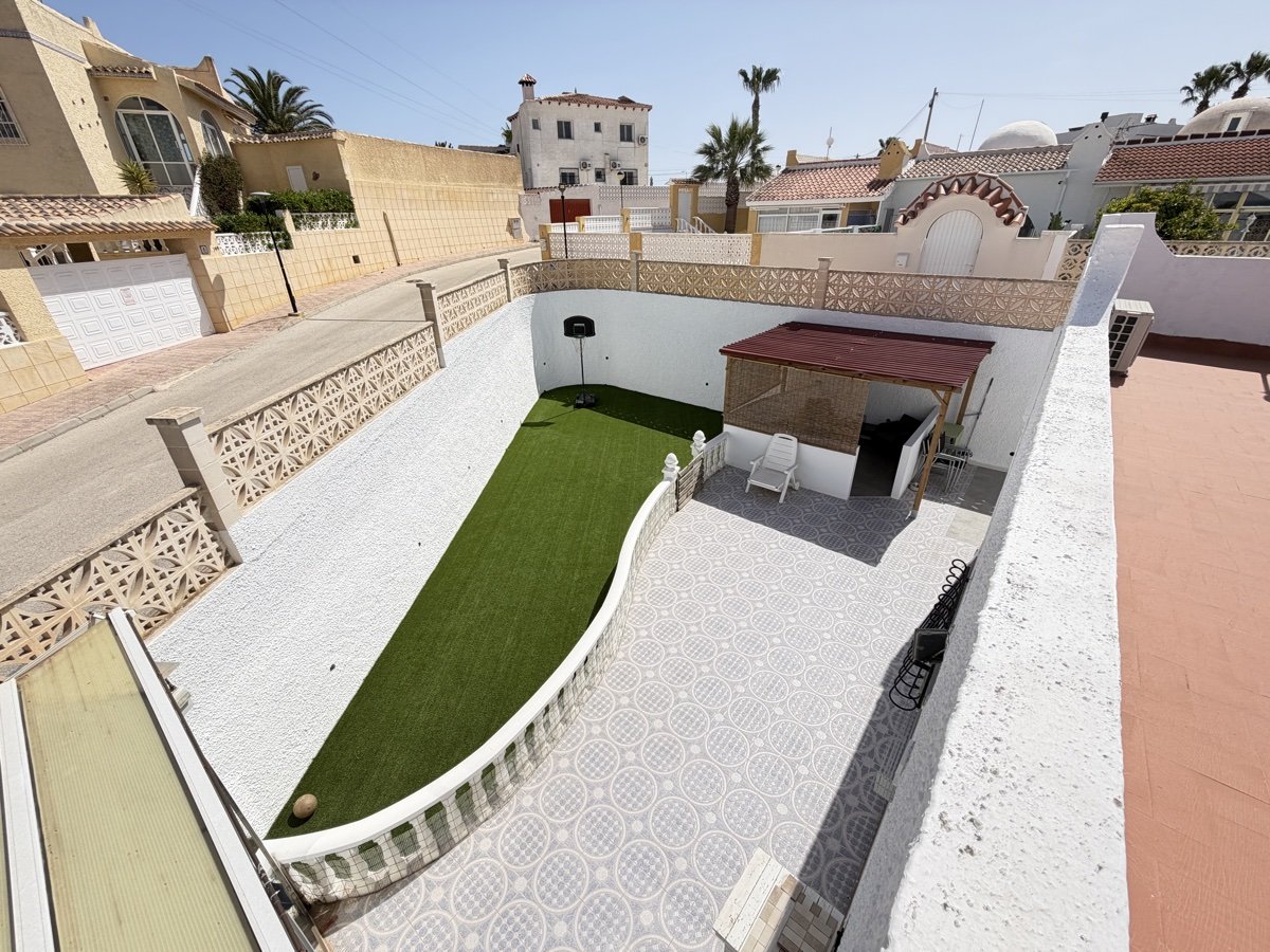 Bungalow in Villamartin, Alicante, Spanien 2 Schlafzimmer, 70 m2 Nr. 189146
