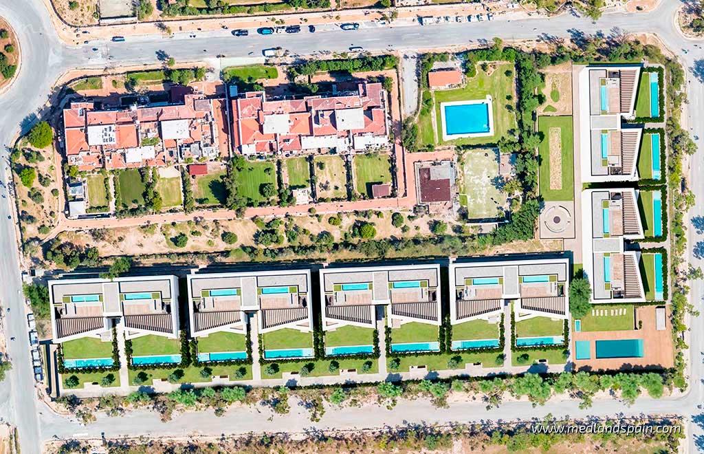 Apartment in Estepona, Malaga, Spain 2 bedrooms, 118 sq.m. No. 161133