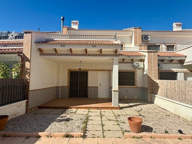 Townhouse in San Miguel de Salinas, Alicante, Spain 3 bedrooms,  No. 152089
