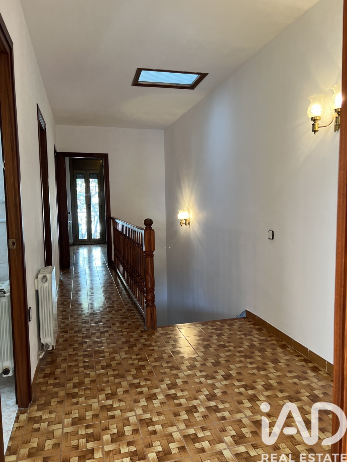 Radhus i Vilanova i la Geltru, Barcelona, Spanien 5 sovrum, 186 kvm. Nr. 152599