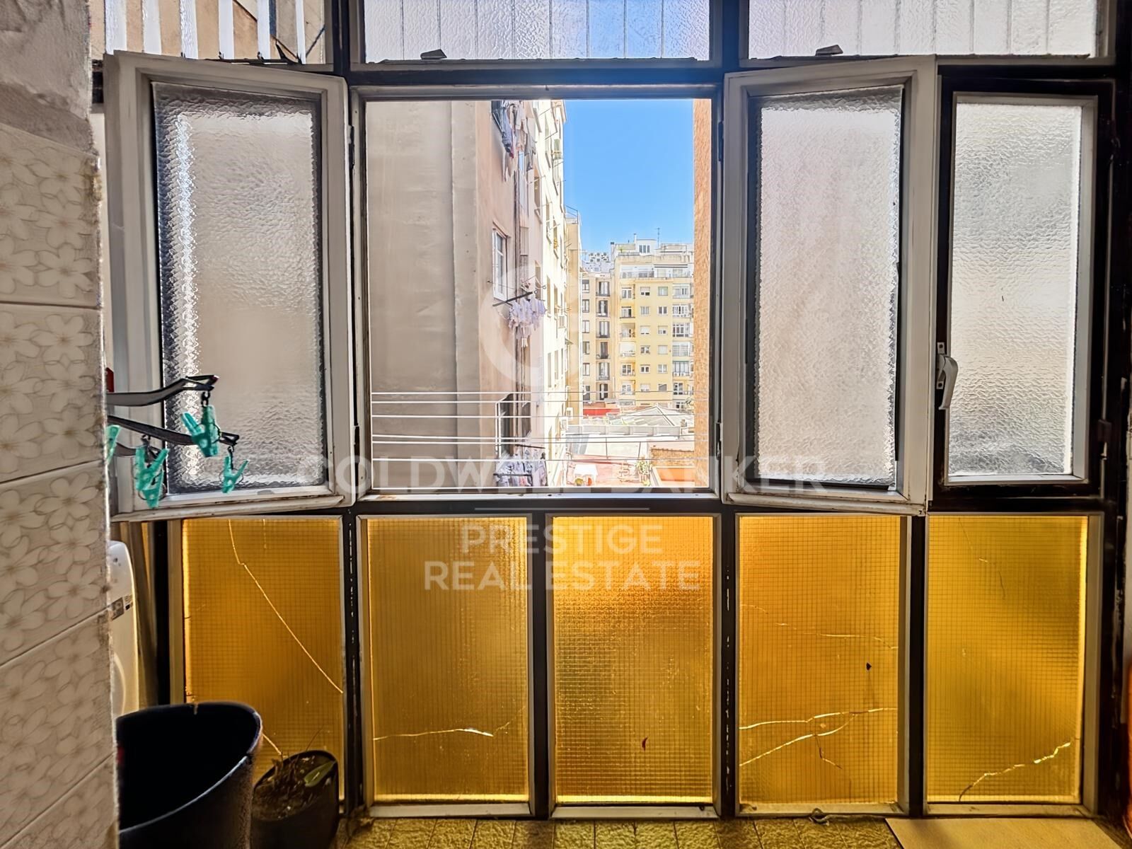 Wohnung in Barcelona, Spanien 3 Schlafzimmer, 67 m2 Nr. 178818