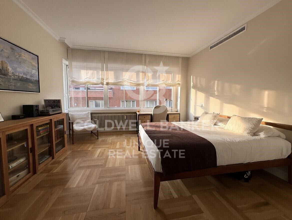 Apartment à Madrid, Espagne 5 chambres, 357 m2 No. 178822