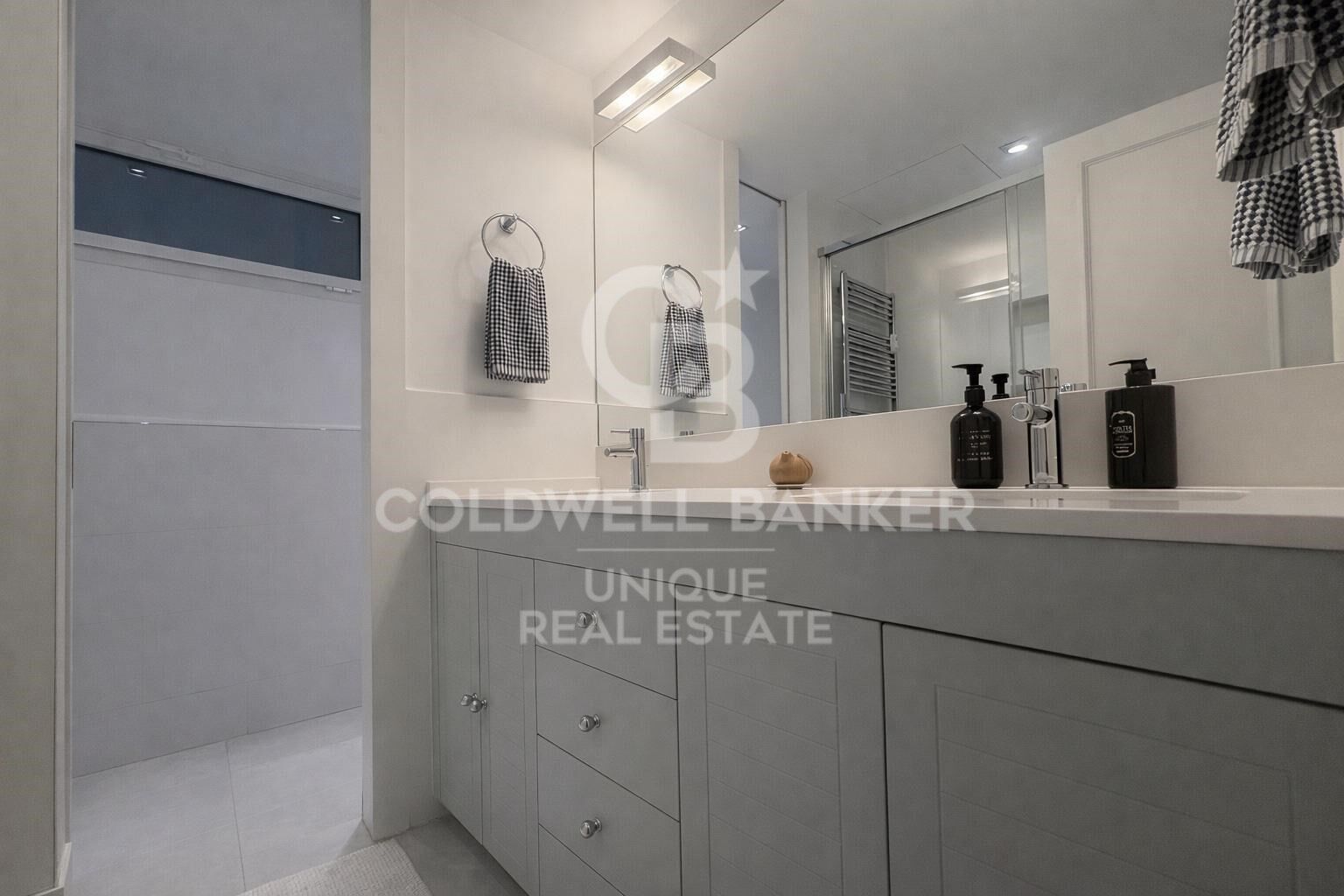 Apartment à Madrid, Espagne 5 chambres, 357 m2 No. 178822