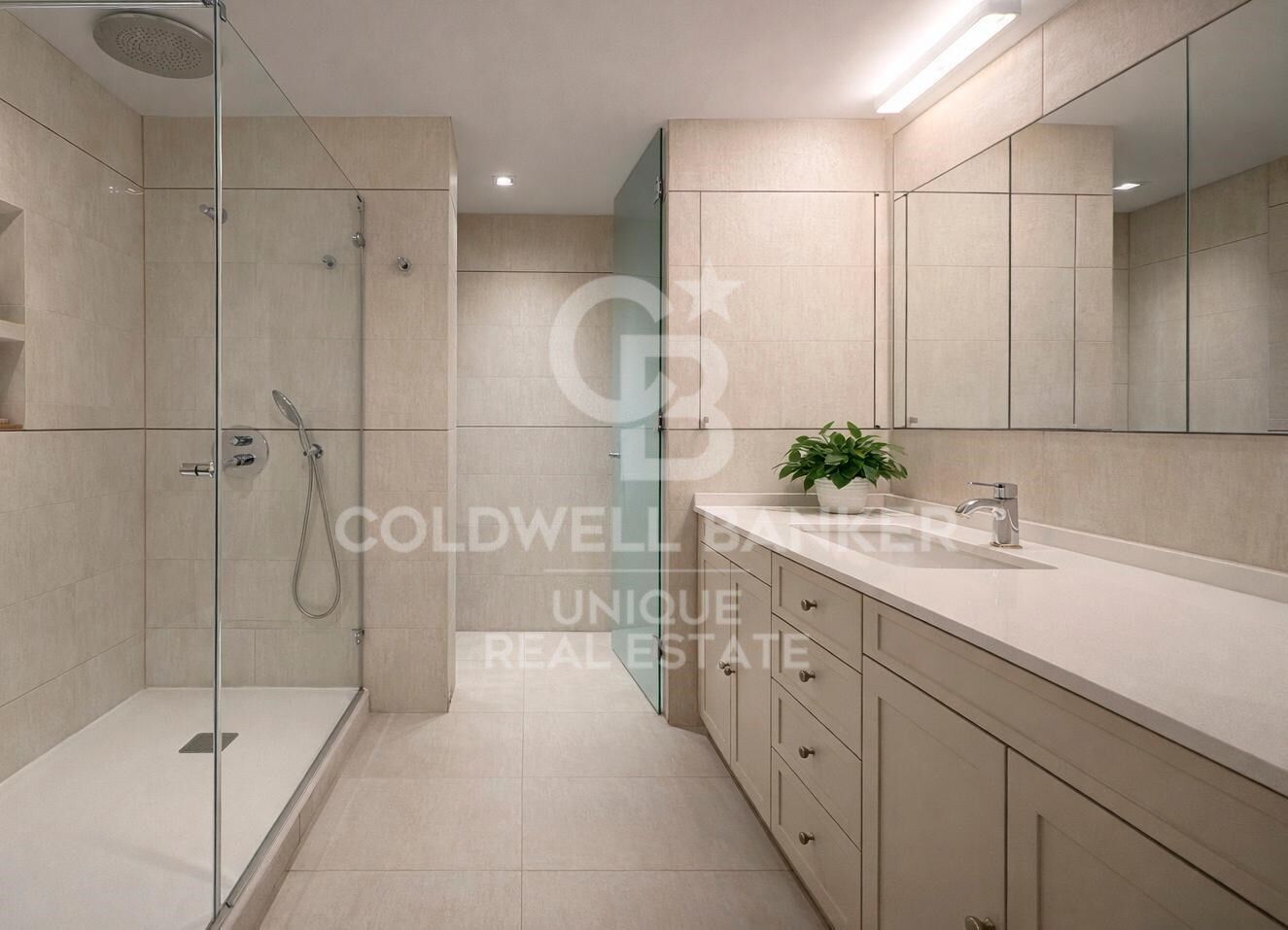 Apartment à Madrid, Espagne 5 chambres, 357 m2 No. 178822