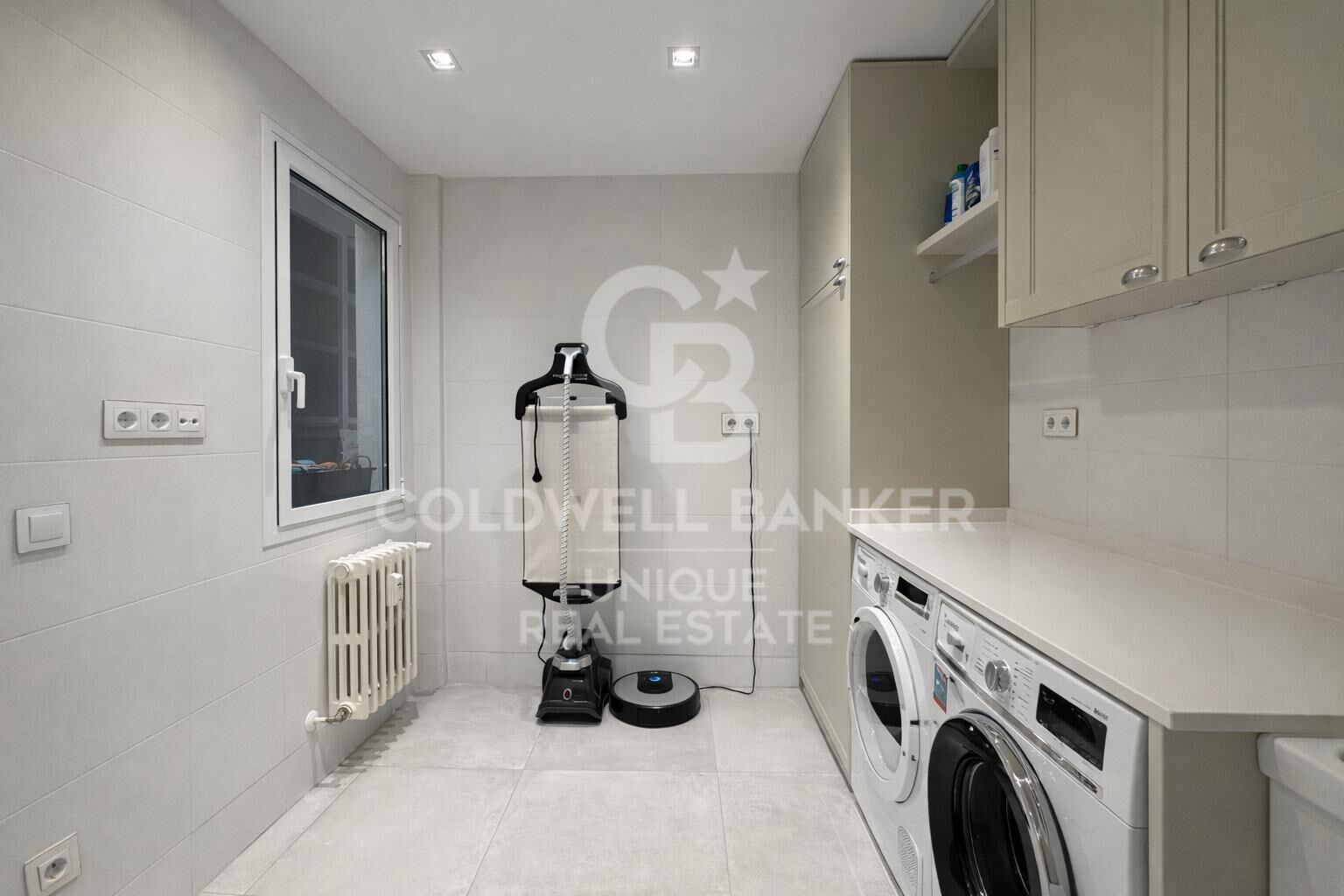 Apartment à Madrid, Espagne 5 chambres, 357 m2 No. 178822