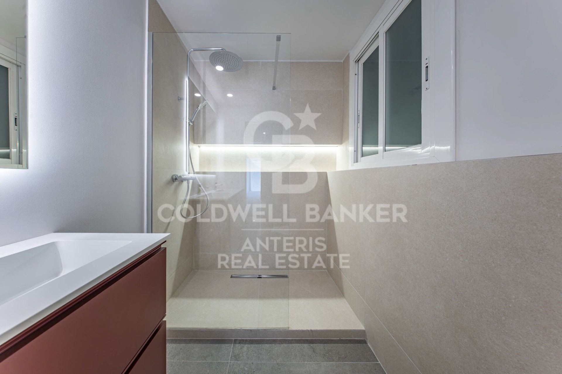 Wohnung in Barcelona, Spanien 3 Schlafzimmer, 113 m2 Nr. 178821