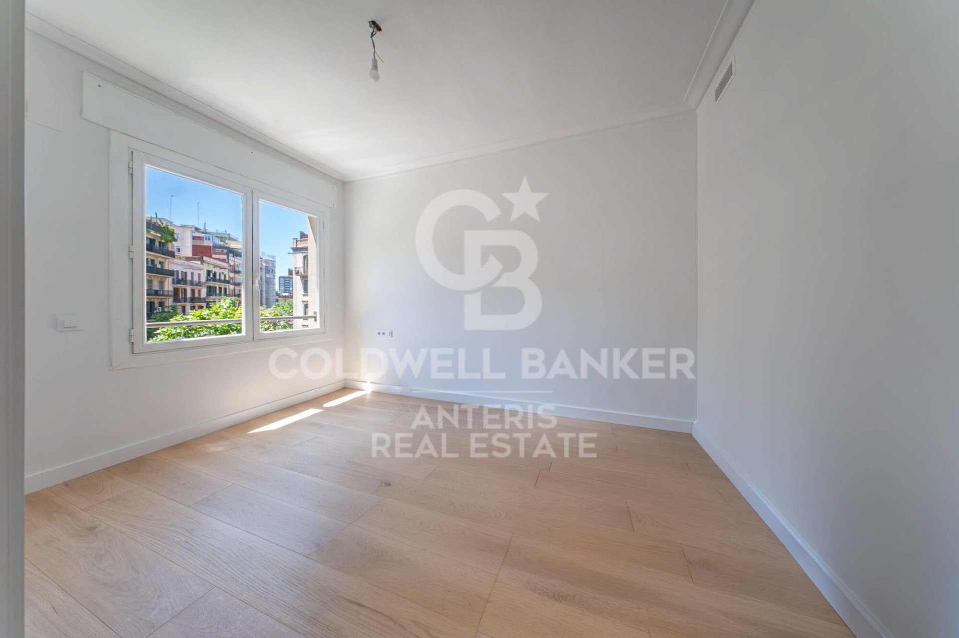Wohnung in Barcelona, Spanien 3 Schlafzimmer, 113 m2 Nr. 178821