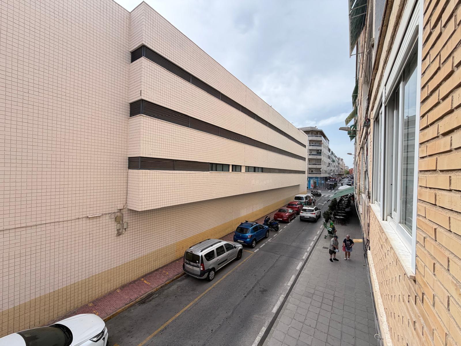 Apartamento en Torrevieja, Alicante, España 3 dormitorios, 81 m2 No. 190227