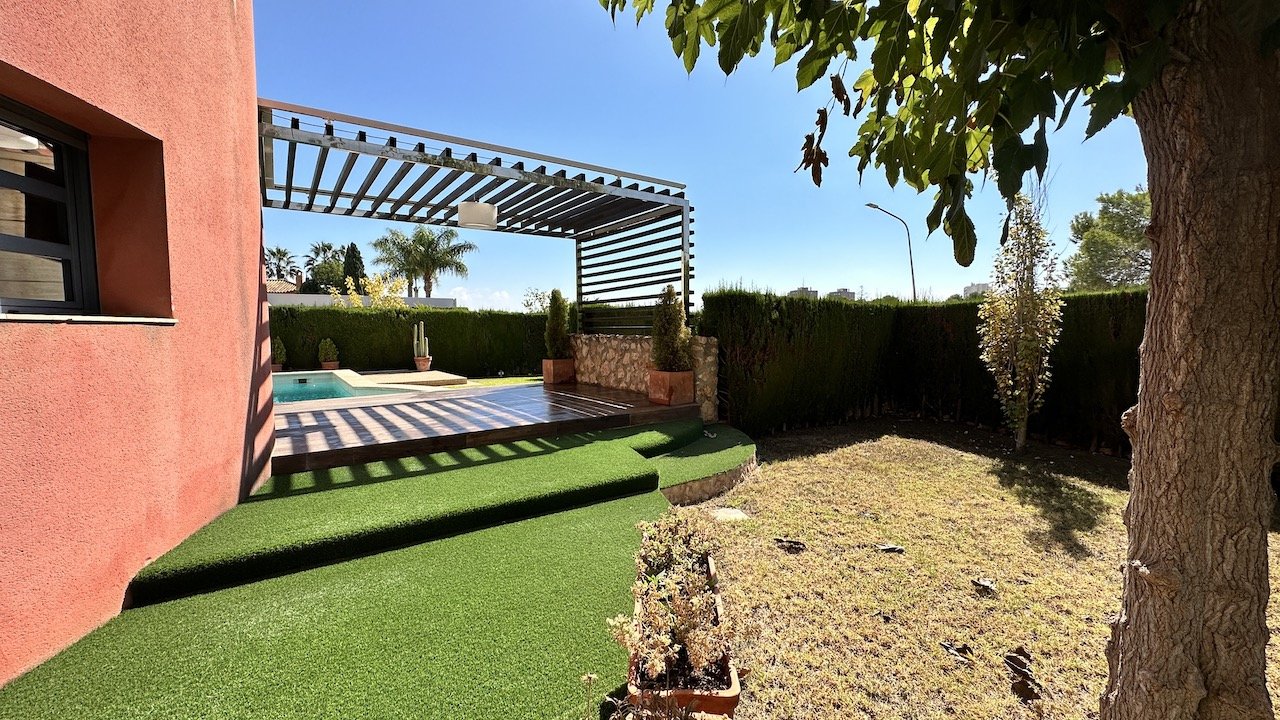 Villa Dehesa De Campoamor, Alicante, Spānijā 4 istabas, 414 m2 Nr. 136736