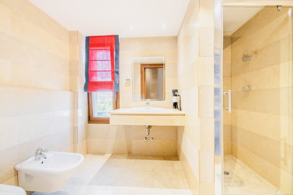 Villa à Nova Santa Ponsa, Mallorca, Espagne 4 chambres,  No. 103883