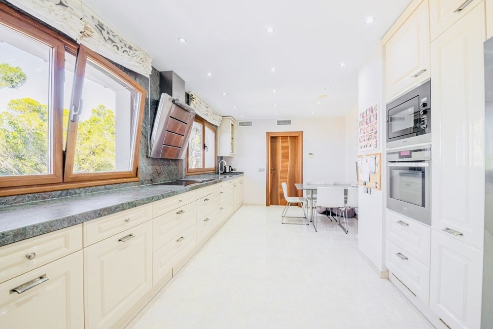 Villa à Nova Santa Ponsa, Mallorca, Espagne 4 chambres,  No. 103883