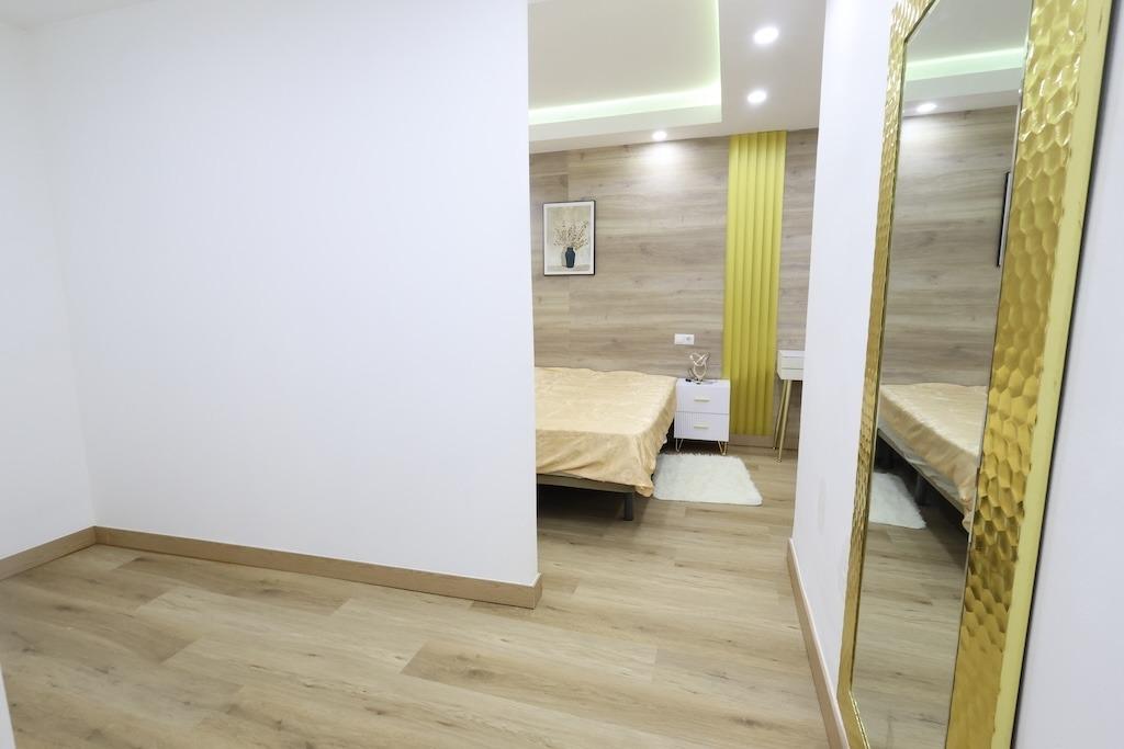Wohnung in Torrevieja, Alicante, Spanien 4 Schlafzimmer, 123 m2 Nr. 177492