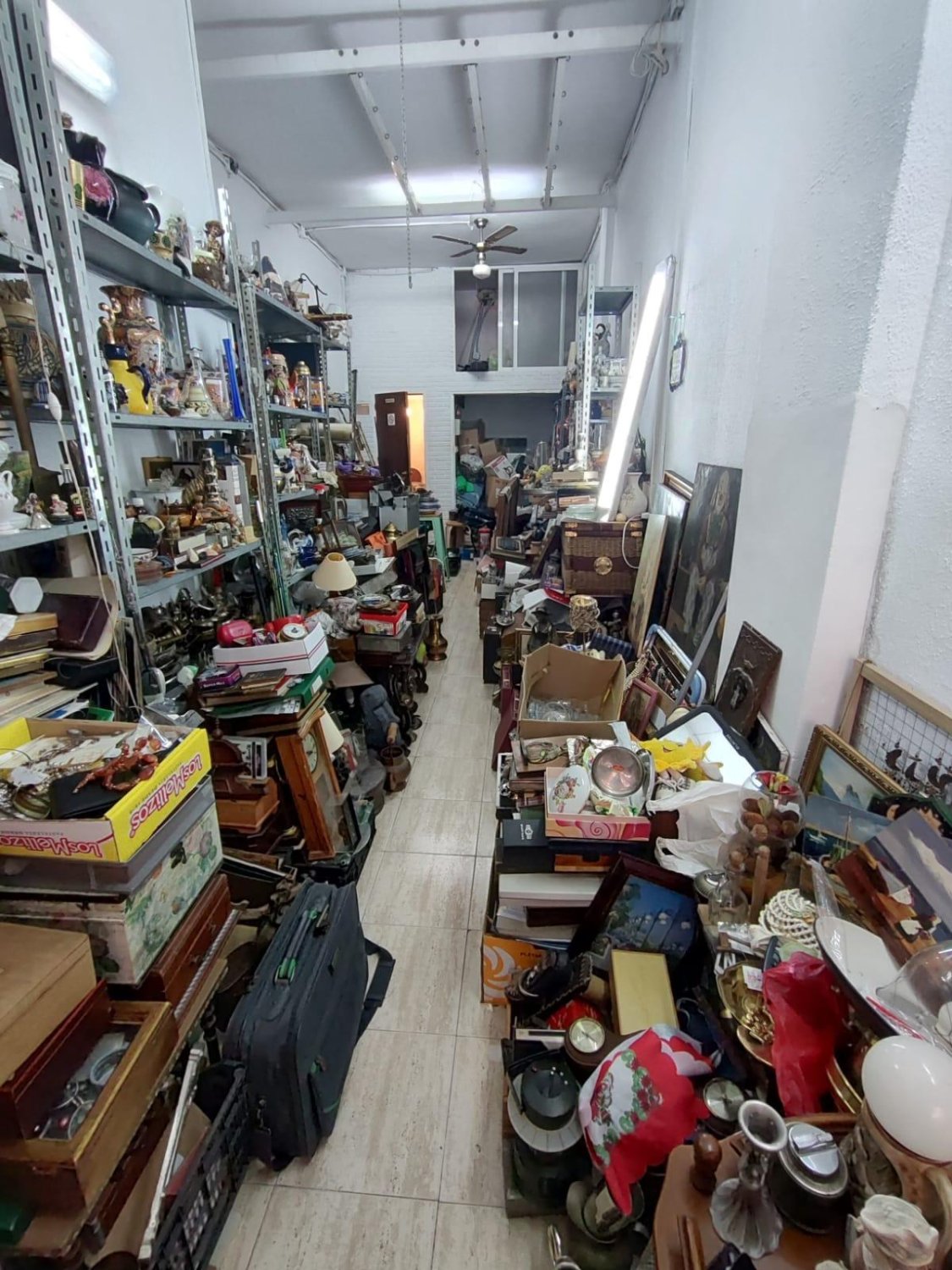 Propiedad comercial en Torrevieja, Alicante, España 30 m2 No. 182877