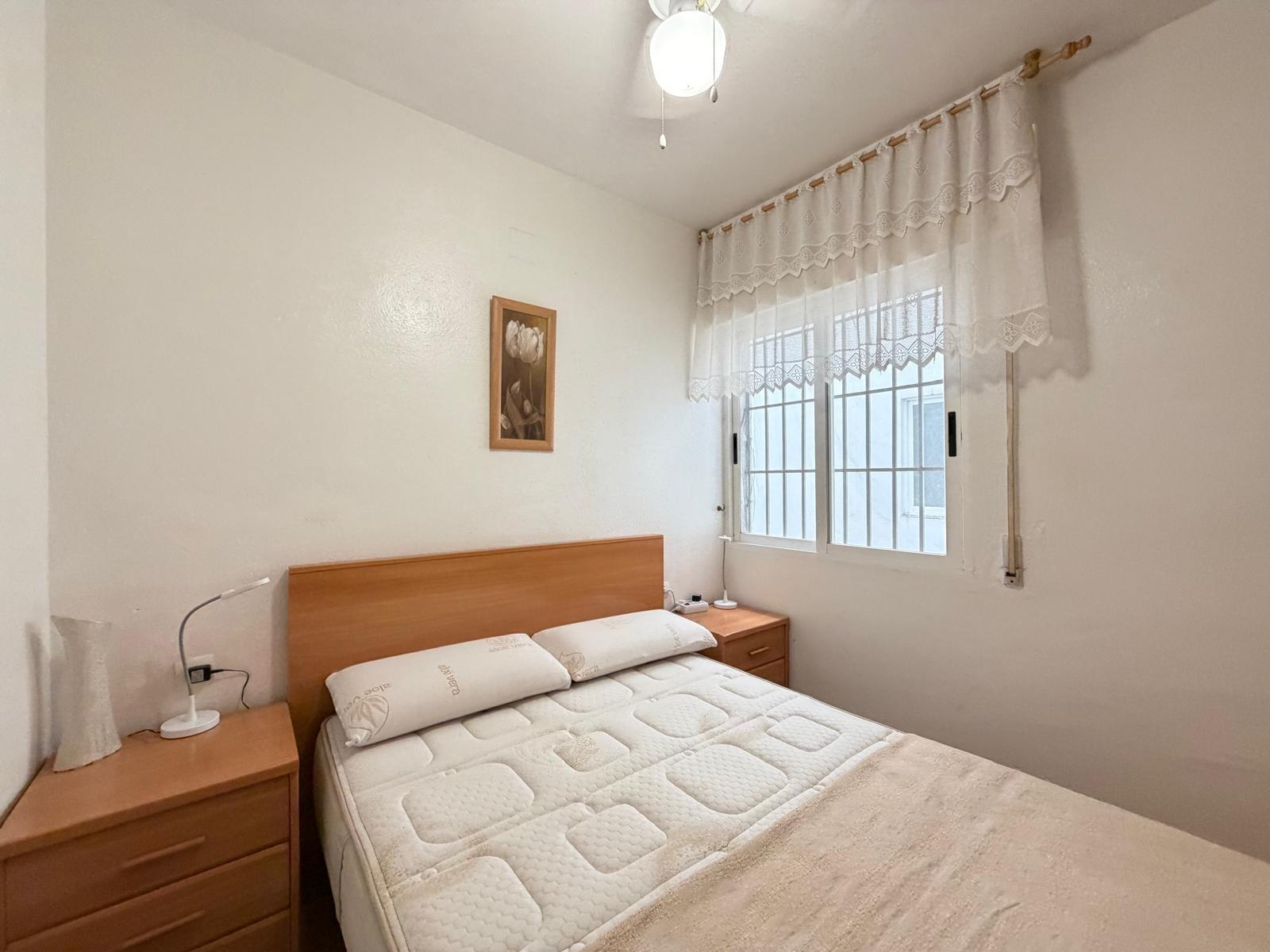 Apartment à Torrevieja, Alicante, Espagne 1 chambre, 44 m2 No. 182876