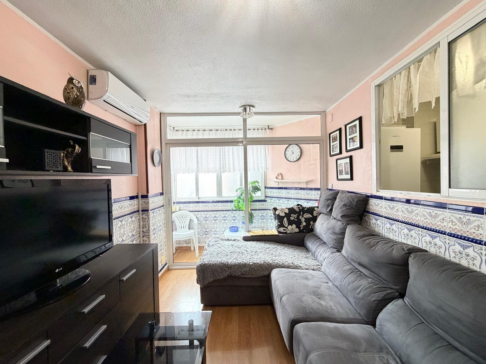 Apartment à Torrevieja, Alicante, Espagne 1 chambre, 44 m2 No. 182876