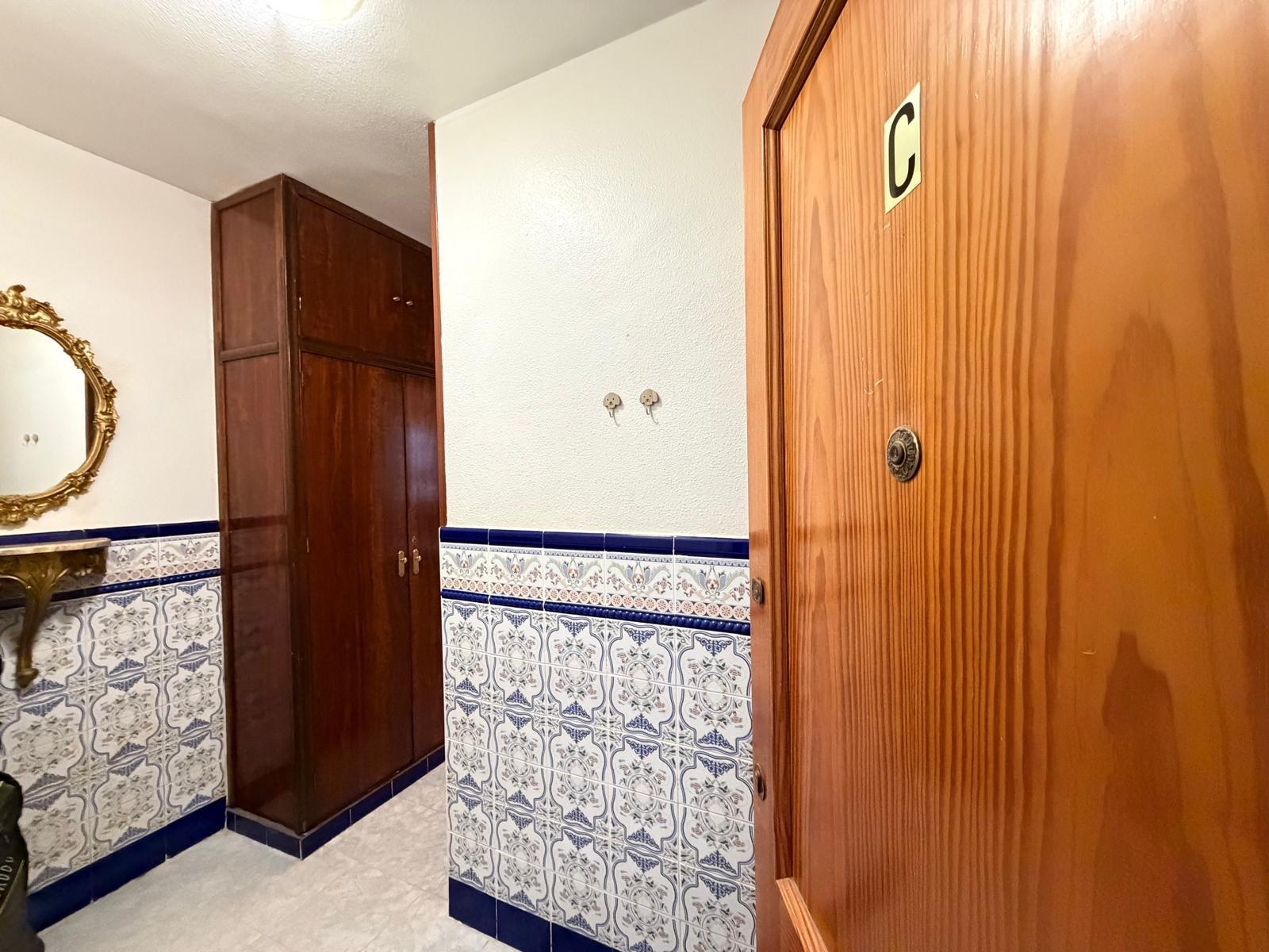Apartment à Torrevieja, Alicante, Espagne 1 chambre, 44 m2 No. 182876
