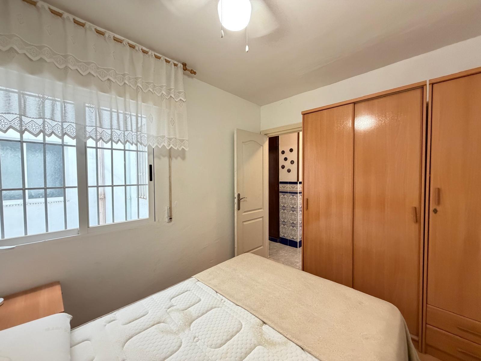 Apartment à Torrevieja, Alicante, Espagne 1 chambre, 44 m2 No. 182876