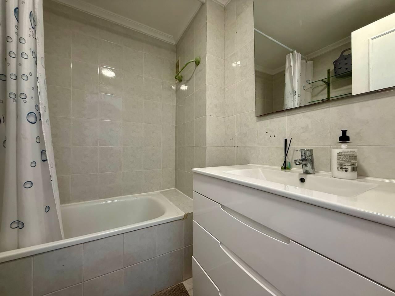 Appartamento a Torrevieja, Alicante, Spagna 2 camere da letto, 61 mq. N° 182880