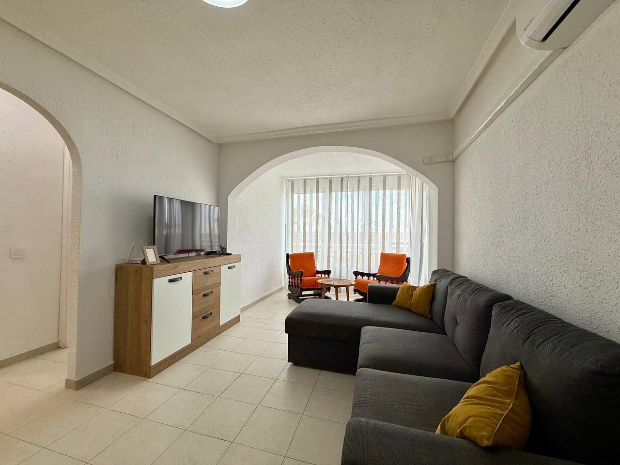 Appartamento a Torrevieja, Alicante, Spagna 2 camere da letto, 61 mq. N° 182880