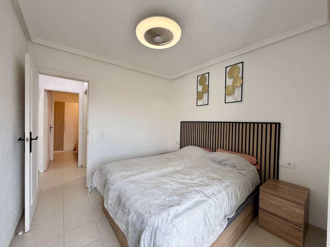 Appartamento a Torrevieja, Alicante, Spagna 2 camere da letto, 61 mq. N° 182880
