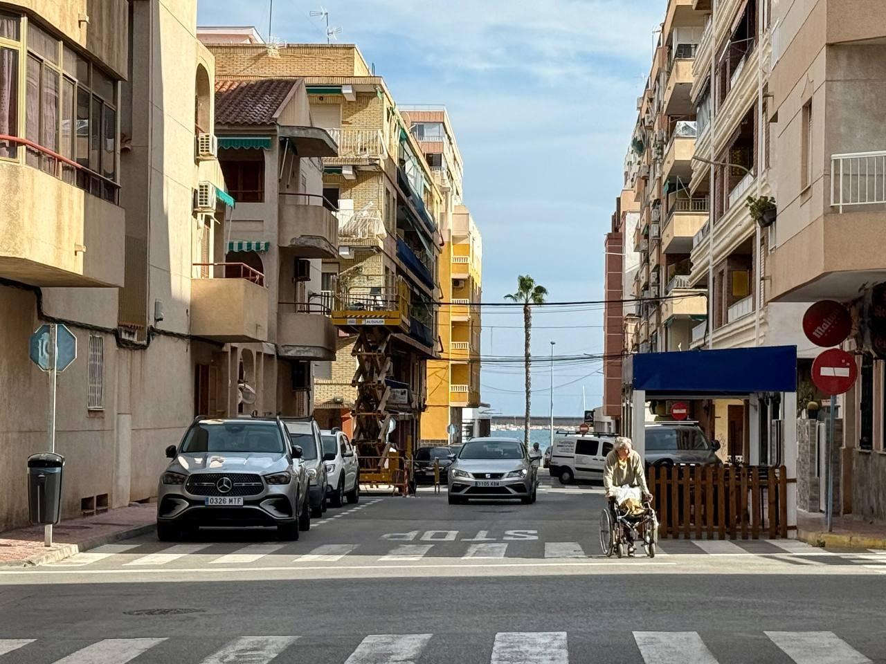 Appartamento a Torrevieja, Alicante, Spagna 2 camere da letto, 61 mq. N° 182880