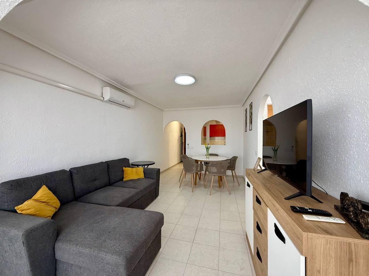 Appartamento a Torrevieja, Alicante, Spagna 2 camere da letto, 61 mq. N° 182880