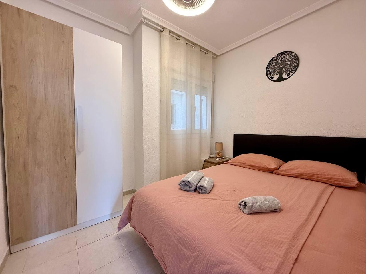 Appartamento a Torrevieja, Alicante, Spagna 2 camere da letto, 61 mq. N° 182880